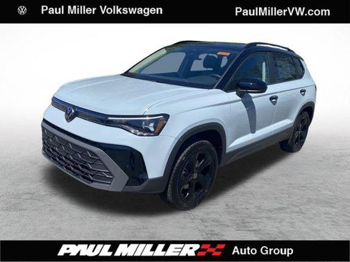 2025 Volkswagen Taos 1.5T SE Black