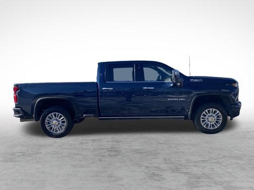2022 Chevrolet Silverado 2500 High Country