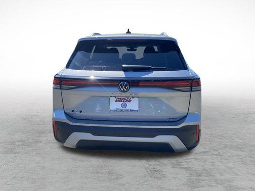 2025 Volkswagen Tiguan 2.0T SE 4MOTION