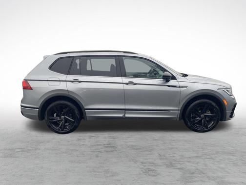 2023 Volkswagen Tiguan 2.0T SE R-Line Black 4MOTION