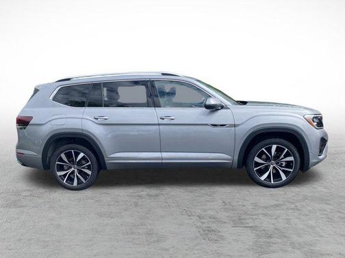 2025 Volkswagen Atlas 2.0T SEL Premium R-Line 4MOTION
