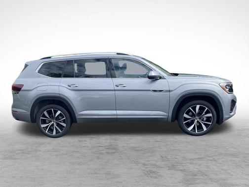 2025 Volkswagen Atlas 2.0T SEL Premium R-Line 4MOTION