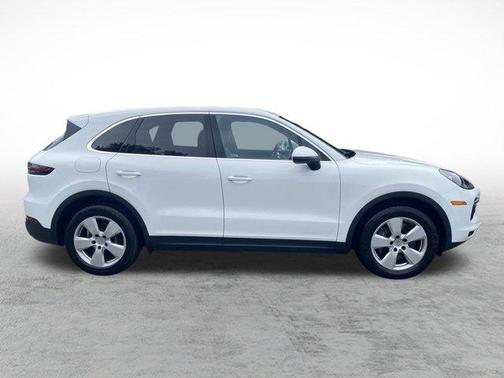 2022 Porsche Cayenne