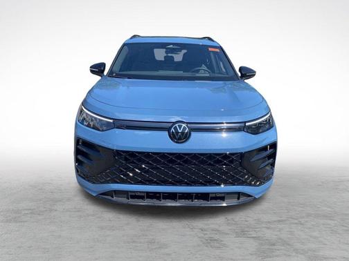 2025 Volkswagen Tiguan 2.0T SE R-Line Black 4MOTION