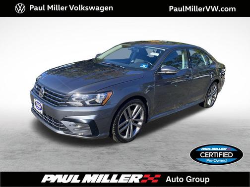 2018 Volkswagen Passat 2.0T R-Line