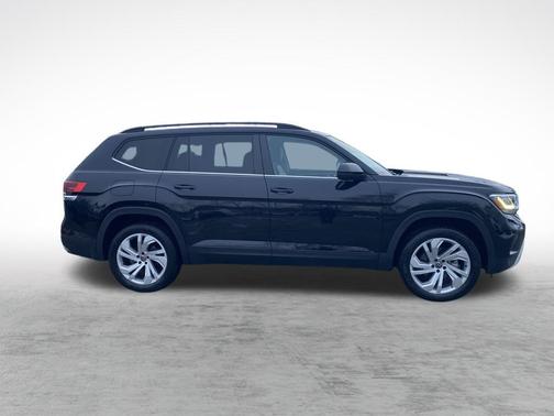 2023 Volkswagen Atlas 2.0T SE w/Technology 4MOTION