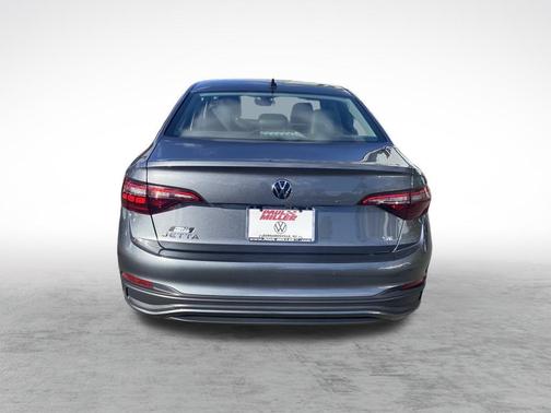 2022 Volkswagen Jetta 1.5T SE
