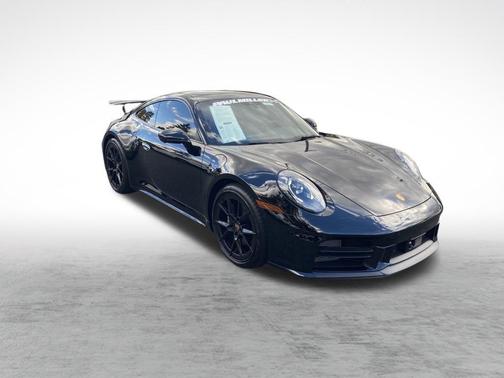 2025 Porsche 911 Carrera