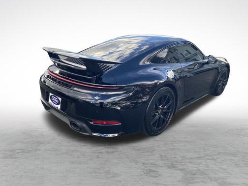 2025 Porsche 911 Carrera