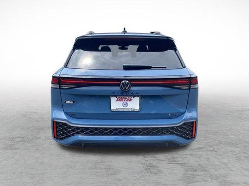 2025 Volkswagen Tiguan 2.0T SE R-Line Black 4MOTION
