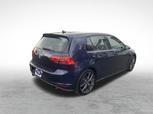 2017 Volkswagen Golf GTI 2.0T S 4-Door