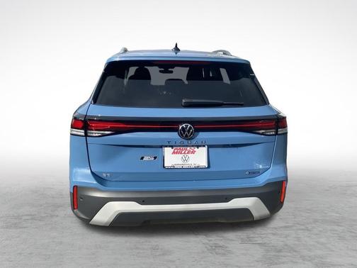 2025 Volkswagen Tiguan 2.0T SE 4MOTION