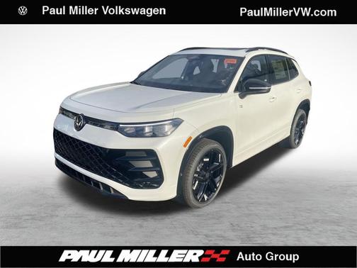 2025 Volkswagen Tiguan 2.0T SE R-Line Black 4MOTION