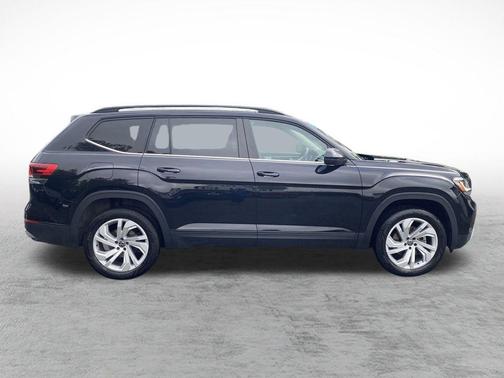 2023 Volkswagen Atlas 3.6L SE w/Technology