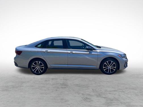 Pyrite Silver Metallic 2023 Volkswagen Jetta 1.5T Sport
