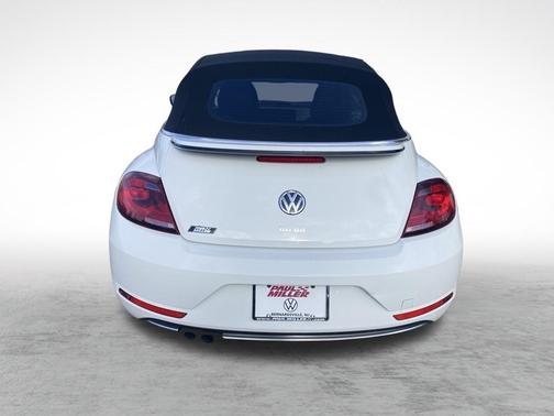 2019 Volkswagen Beetle 2.0T S
