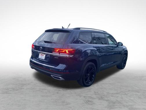 2022 Volkswagen Atlas 2.0T SE w/Technology 4MOTION