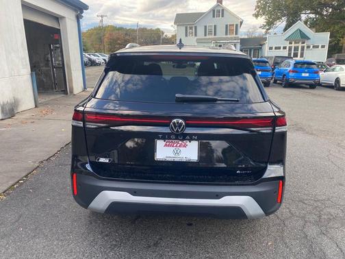 2025 Volkswagen Tiguan 2.0T S 4MOTION
