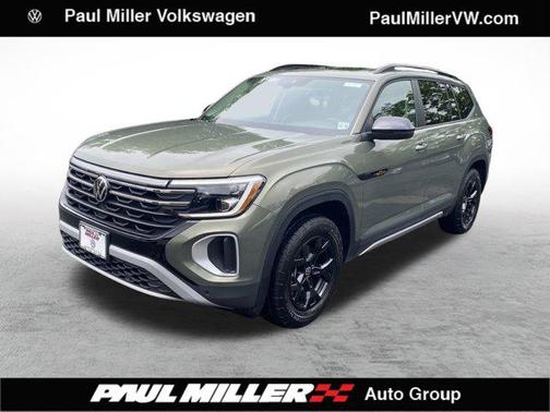 2025 Volkswagen Atlas 2.0T Peak Edition