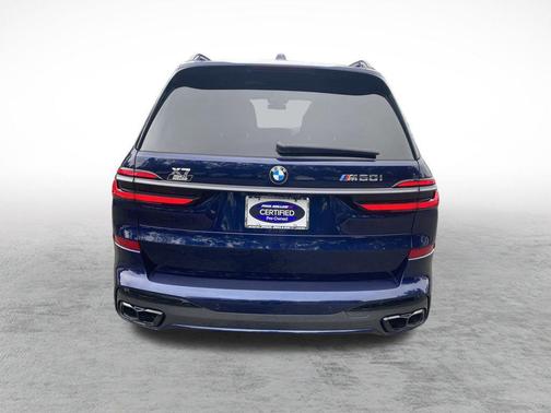 2025 BMW X7 M60i
