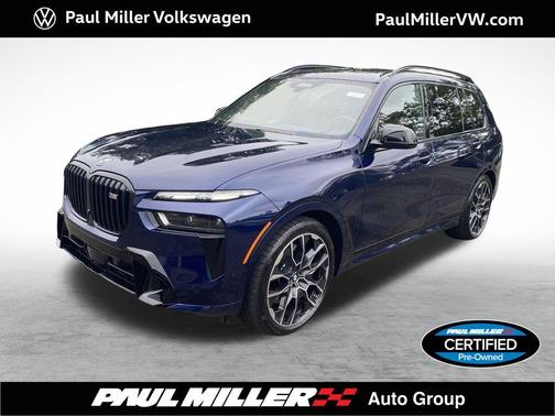 2025 BMW X7 M60i