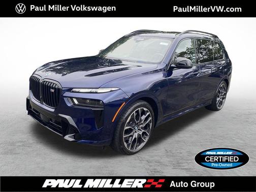 2025 BMW X7 M60i
