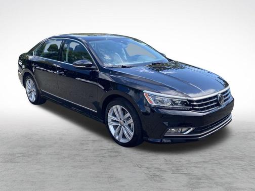 2018 Volkswagen Passat 2.0T SEL Premium