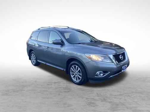 2015 Nissan Pathfinder SV