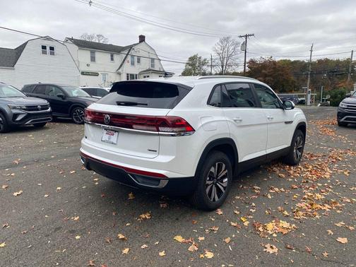 2026 Volkswagen Atlas Cross Sport 2.0T SE