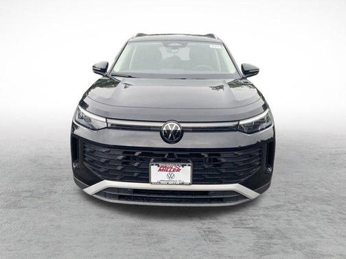 2025 Volkswagen Tiguan 2.0T SE 4MOTION