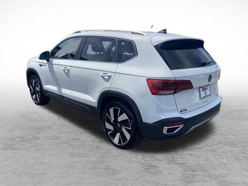 2024 Volkswagen Taos 1.5T SEL