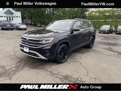 2022 Volkswagen Atlas 3.6L SE w/Technology
