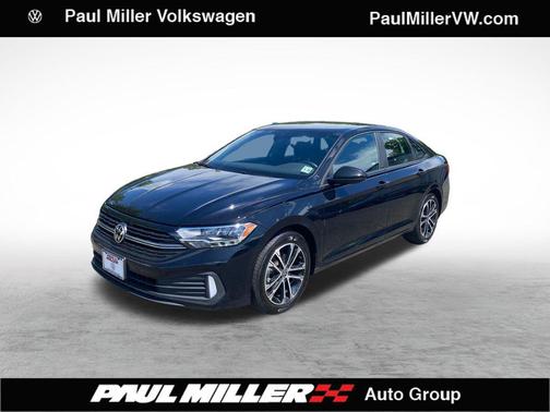 Deep Black 2023 Volkswagen Jetta 1.5T Sport