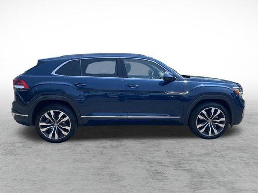 2022 Volkswagen Atlas Cross Sport 3.6L V6 SEL Premium R-Line