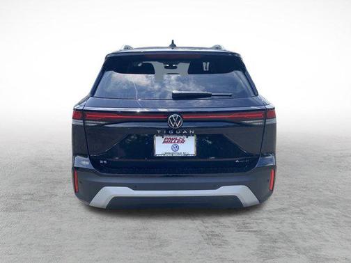 2025 Volkswagen Tiguan 2.0T SE 4MOTION