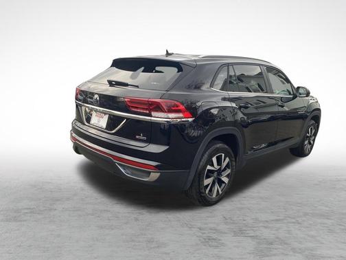 2022 Volkswagen Atlas Cross Sport 2.0T SE
