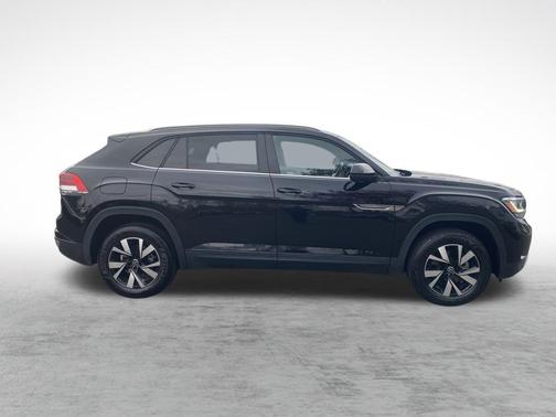 2022 Volkswagen Atlas Cross Sport 2.0T SE