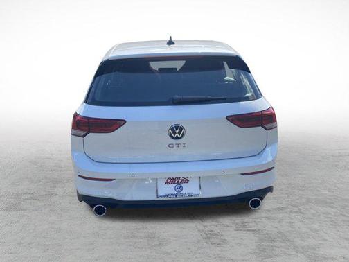 2025 Volkswagen Golf GTI 2.0T SE DSG