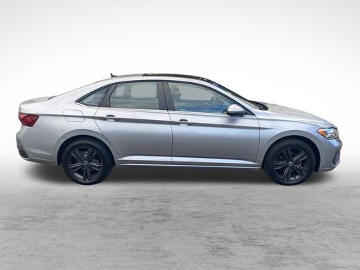 2022 Volkswagen Jetta 1.5T SE