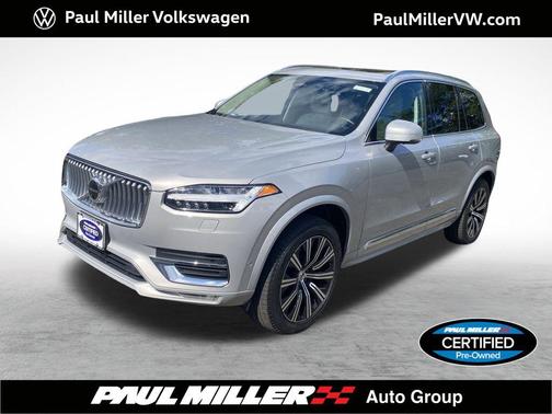 2023 Volvo XC90 B6 Plus 6-Seater