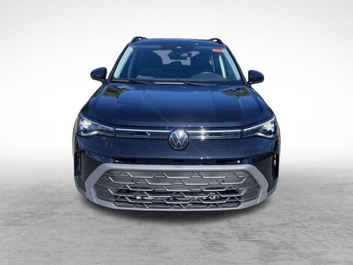 2025 Volkswagen Taos 1.5T SE Black