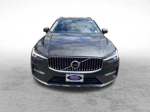 2022 Volvo XC60 B5 Inscription