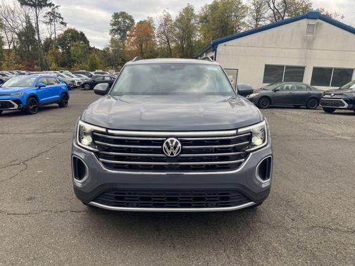 2026 Volkswagen Atlas 2.0T SE w/Technology 4MOTION