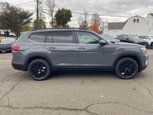 2026 Volkswagen Atlas 2.0T SE w/Technology 4MOTION