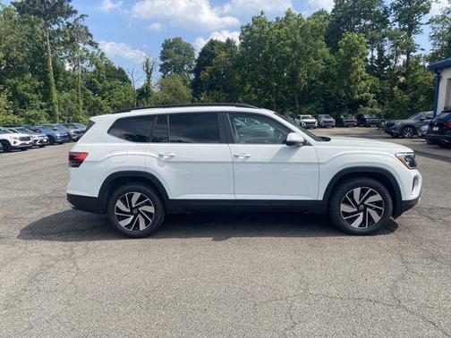 2025 Volkswagen Atlas 2.0T SE w/Technology 4MOTION