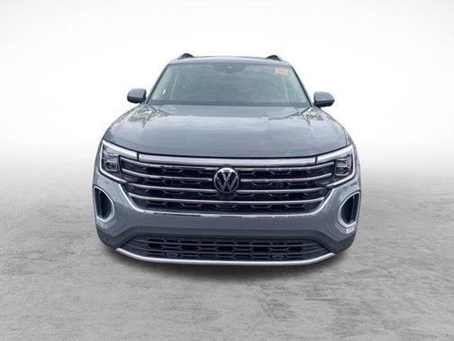 2025 Volkswagen Atlas 2.0T SE w/Technology 4MOTION