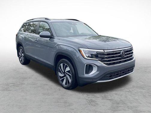 2025 Volkswagen Atlas 2.0T SE w/Technology 4MOTION