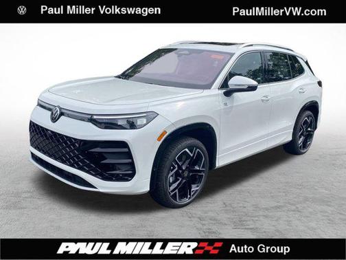2025 Volkswagen Tiguan 2.0T SEL R-Line 4MOTION