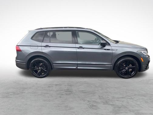 2023 Volkswagen Tiguan 2.0T SE R-Line Black 4MOTION