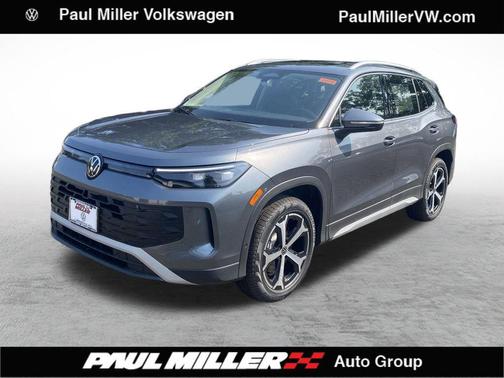 2025 Volkswagen Tiguan 2.0T SE 4MOTION